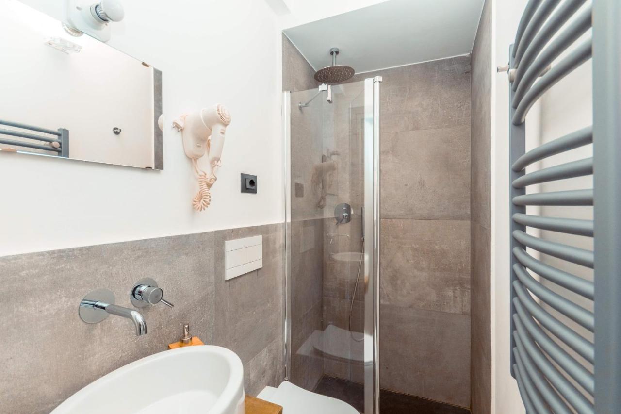 Maison Metropole Dante Турин Экстерьер фото